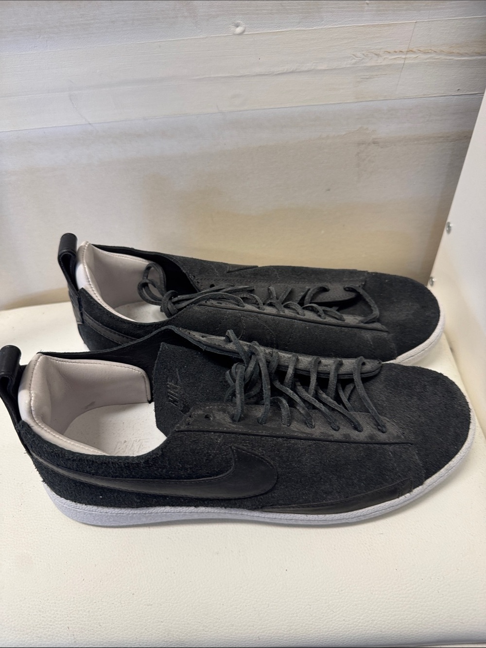 Nike Men's Black Suede Low-Profile Sneakers with White Midsole